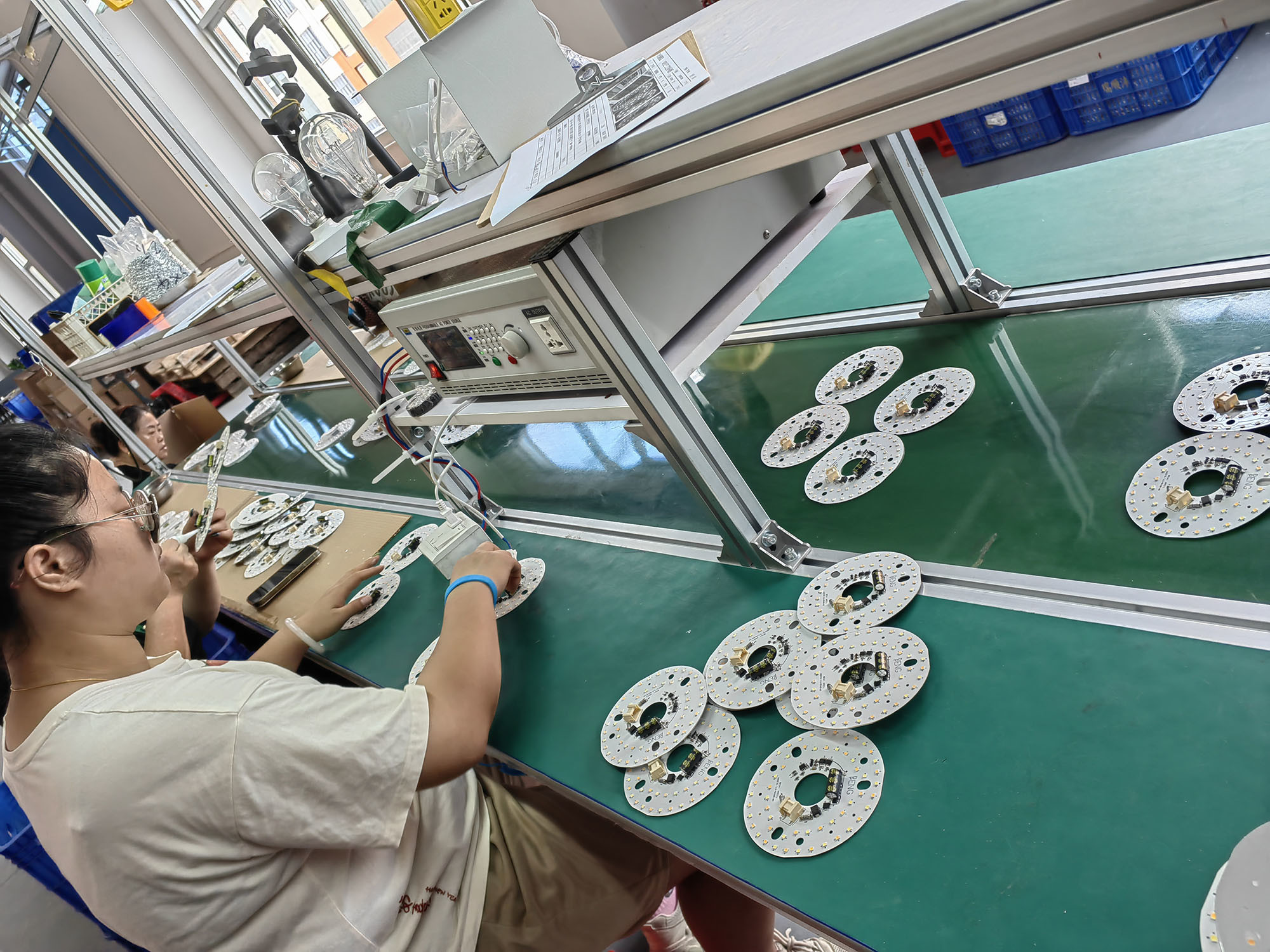 Porcellana Foshan Zheng Deng Peng Lighting Co.,ltd Profilo Aziendale