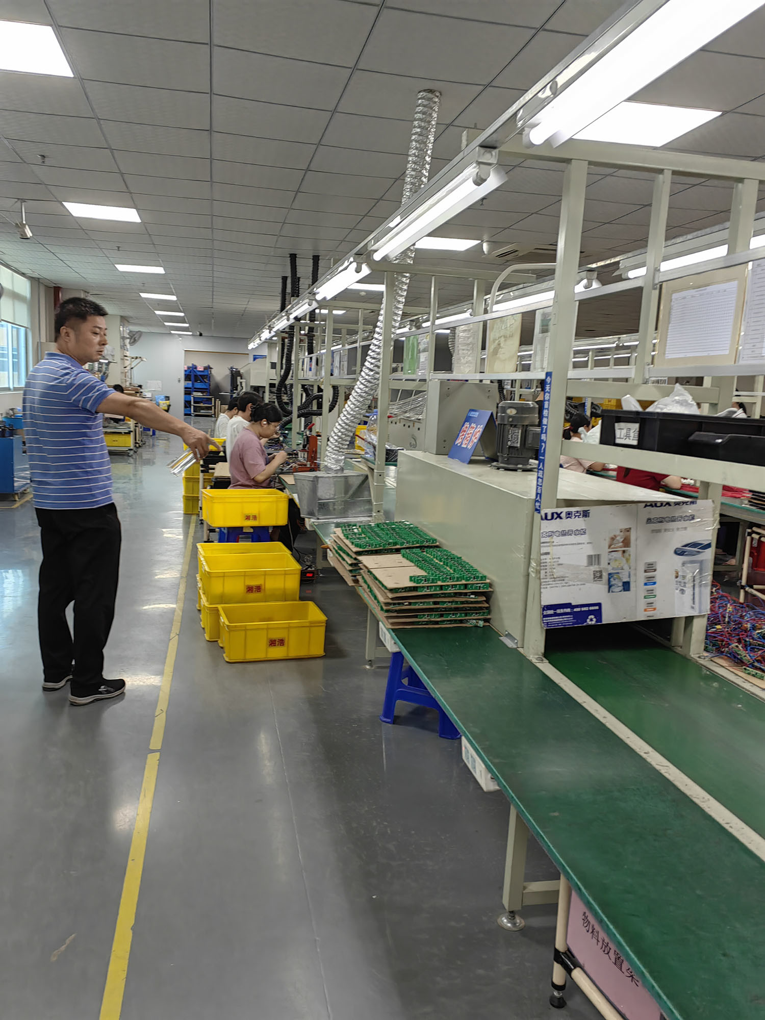 Porcellana Foshan Zheng Deng Peng Lighting Co.,ltd Profilo Aziendale