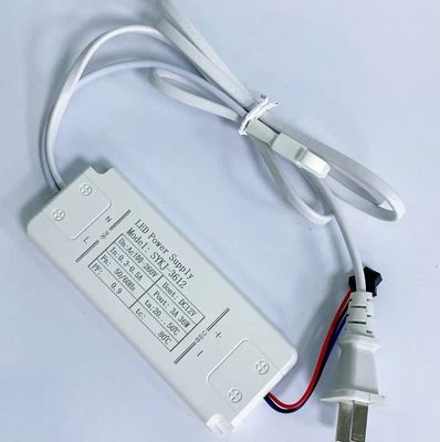 Fornitore di alimentazione ultra sottile e sottile 12V/24V 60W 100W 150W LED Driver Switch Power Supply per Led Strip Light Tin Box